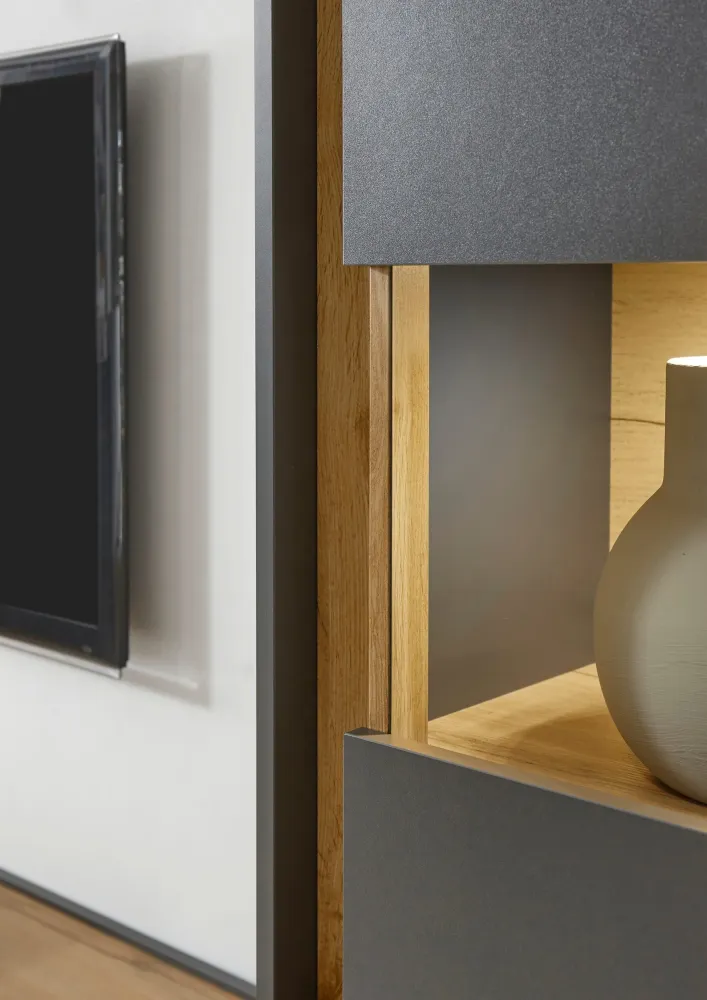 Vitrina »City Giron« gri cu detalii de culoare stejar, design modern, 50 cm latime