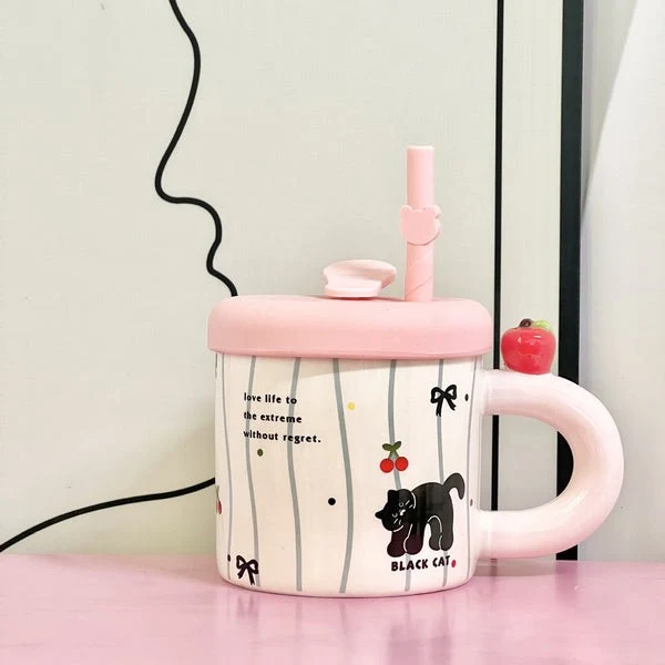 Cana din Ceramica cu Capac si Pai, Vivimall, Capacul si Paiul din Silicon Roz, 9x8.5 cm, Model Cute , Capacitate 380ml