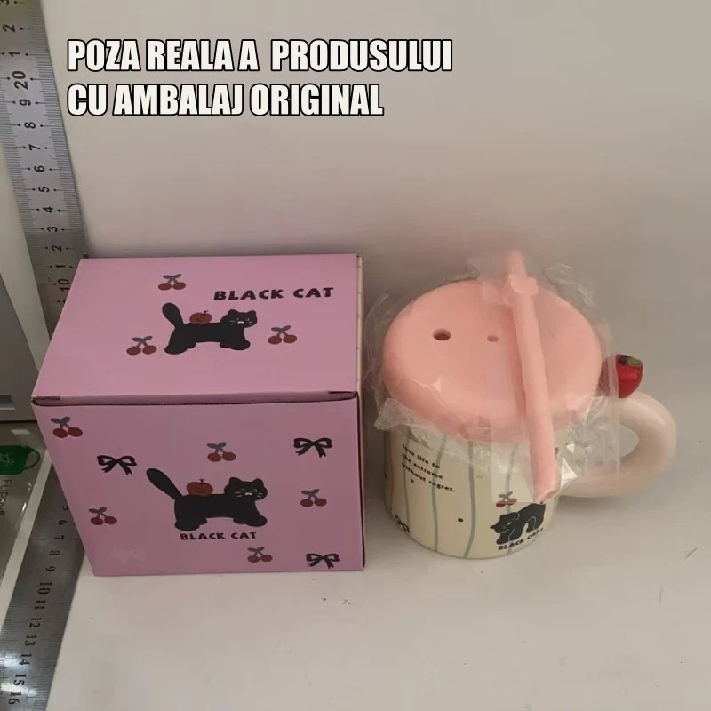 Cana din Ceramica cu Capac si Pai, Vivimall, Capacul si Paiul din Silicon Roz, 9x8.5 cm, Model Cute , Capacitate 380ml