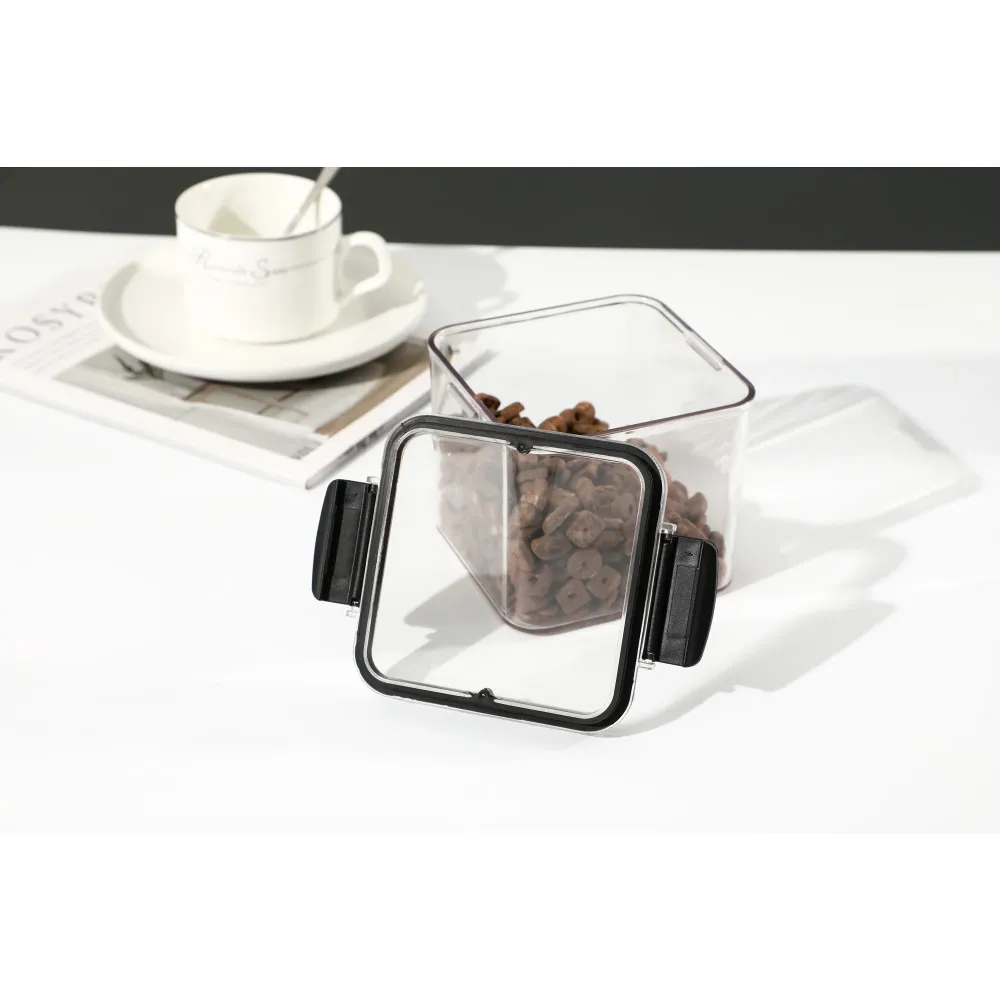 Recipient din Plastic, Vivimall, pentru Alimente/Obiecte, Inchidere Ermetica, 10.2 x 9.8 cm, 700 ml, Transparent