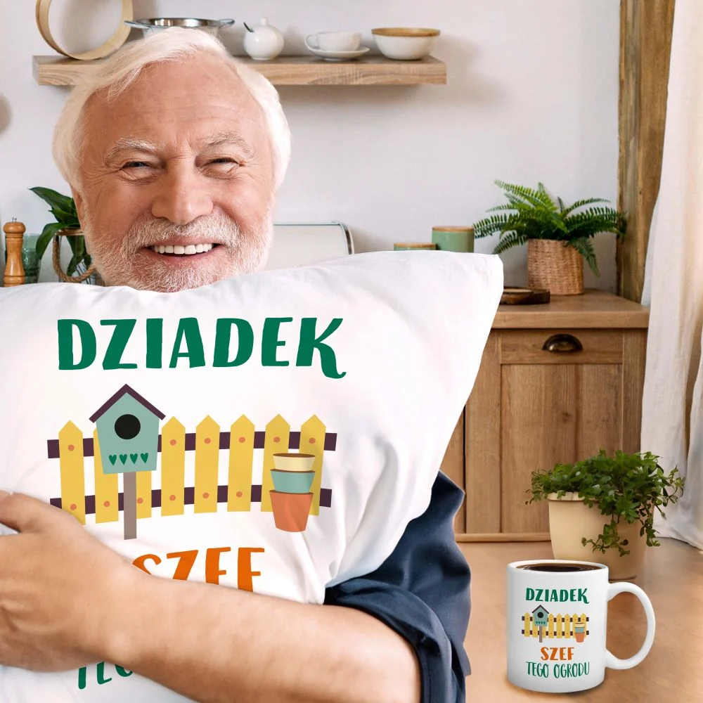 Set Cushion Mug Boss This Garden Cadou pentru Ziua Bunicilor