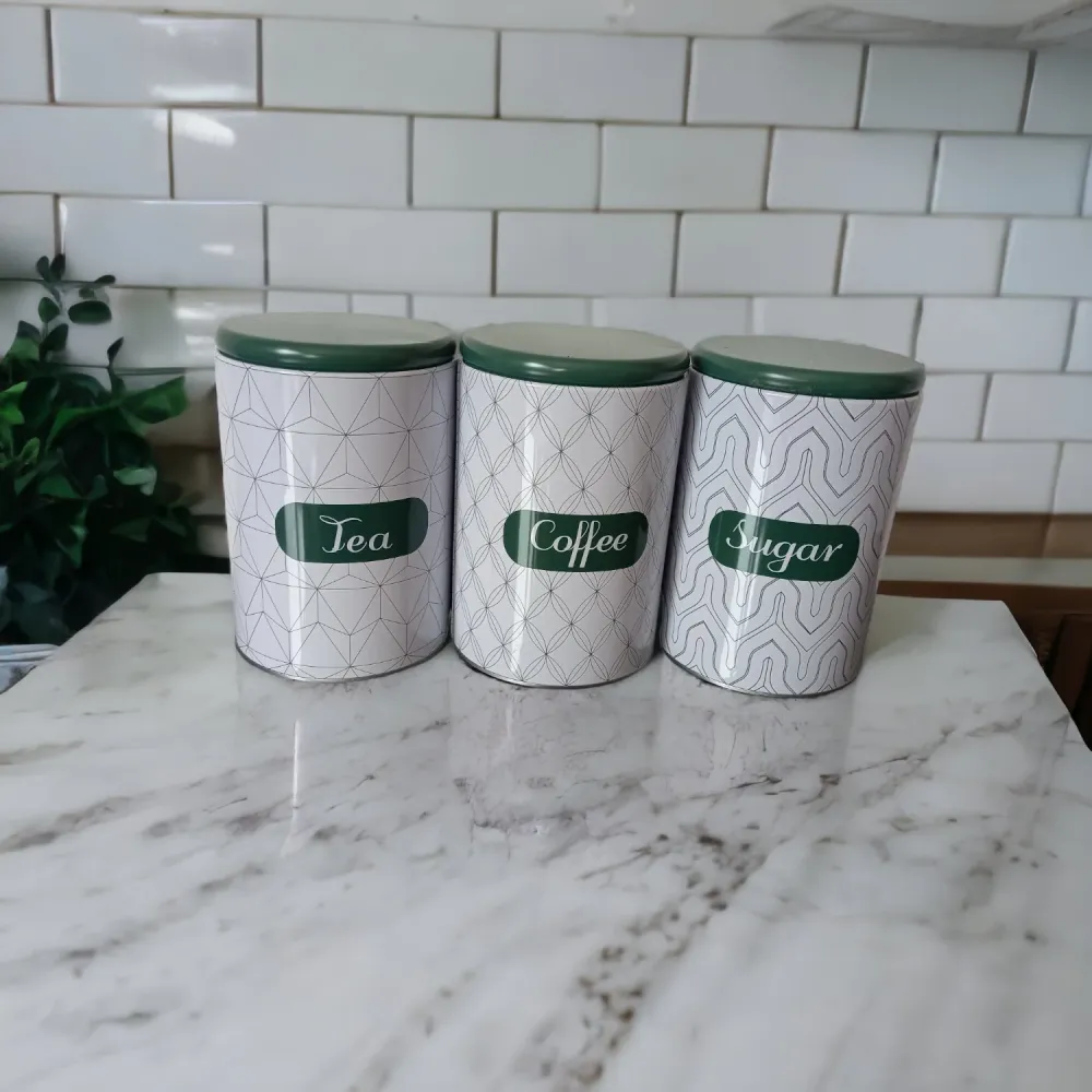 Set 3 cutii metalice rotunde pentru Zahar, Cafea, Ceai, Alb Verde, 10x15 cm