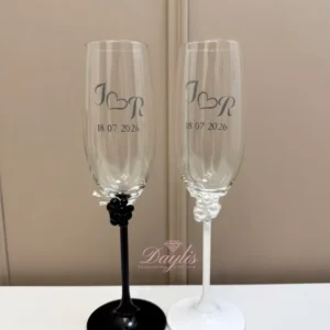 Set pahare personalizate – Black & White Elegance