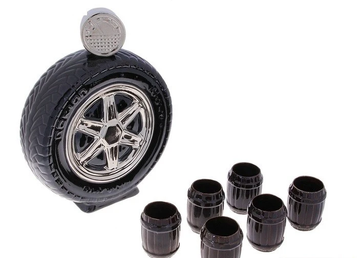 Set pentru Tuica, Sticla 1000 ml cu 6 pahare 70 ml, Model Roata, Ceramica