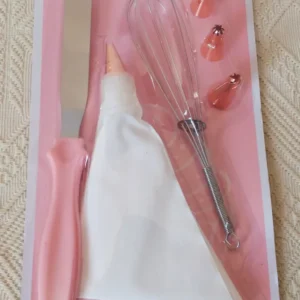 Set punga ornat cu 4 capete, un tel si o spatula, Plastic + Metal