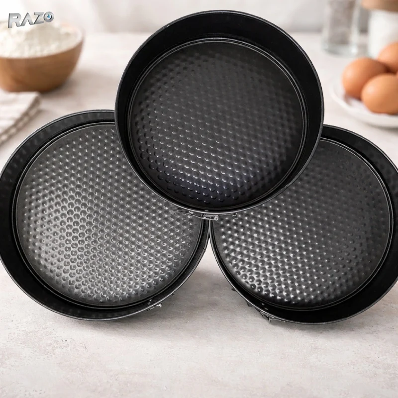 Set 3 tavi rotunde RAZO, Detasabile, Dimensiunile 24/26/28 cm, Otel-carbon, Strat antiaderent, Forma cu baza separata, Inc...