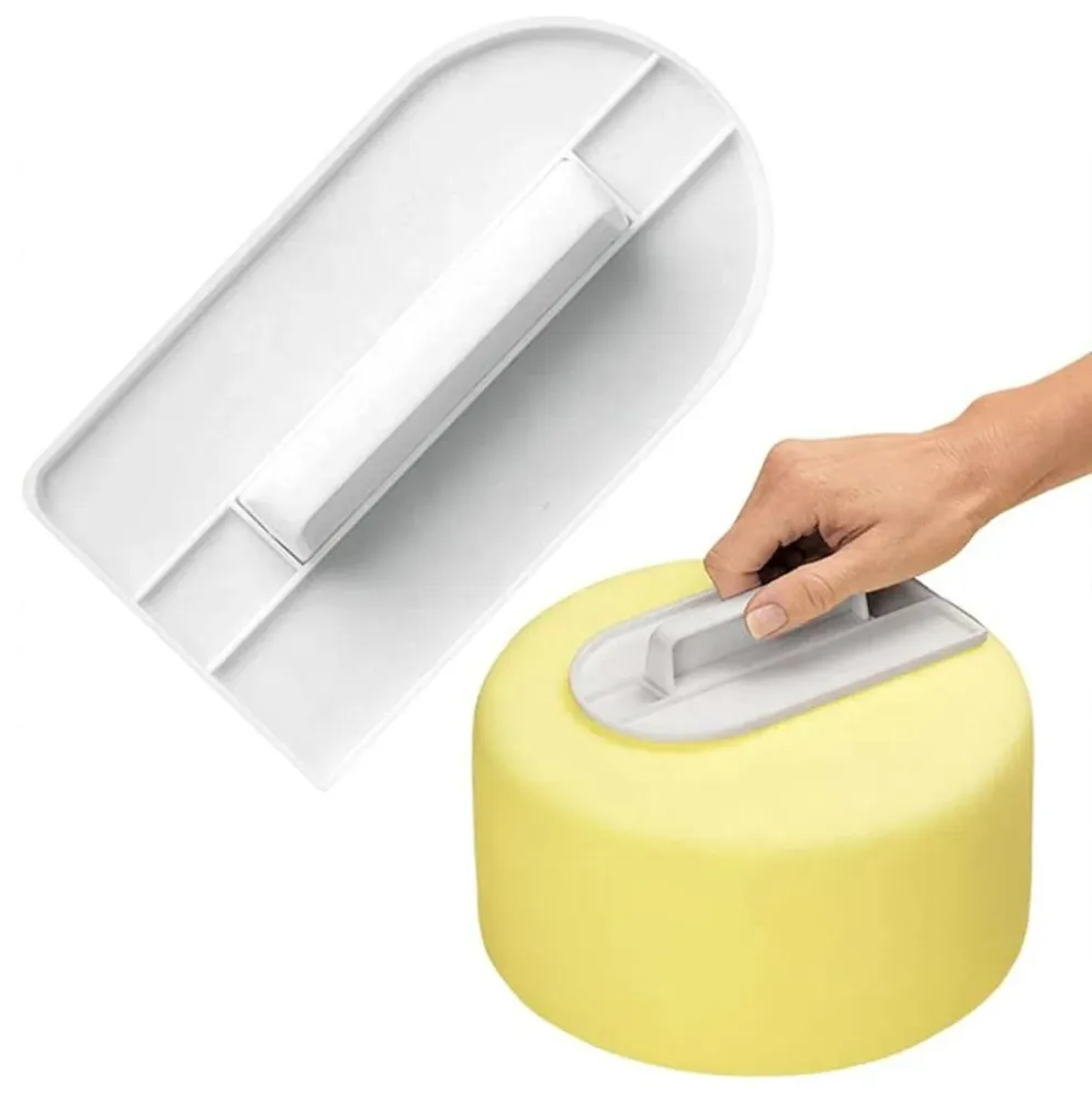 Spatula pentru decorarea prajiturilor/produselor de patiserie, Zola®, din plastic, alba, cu maner, 14.5x8 cm