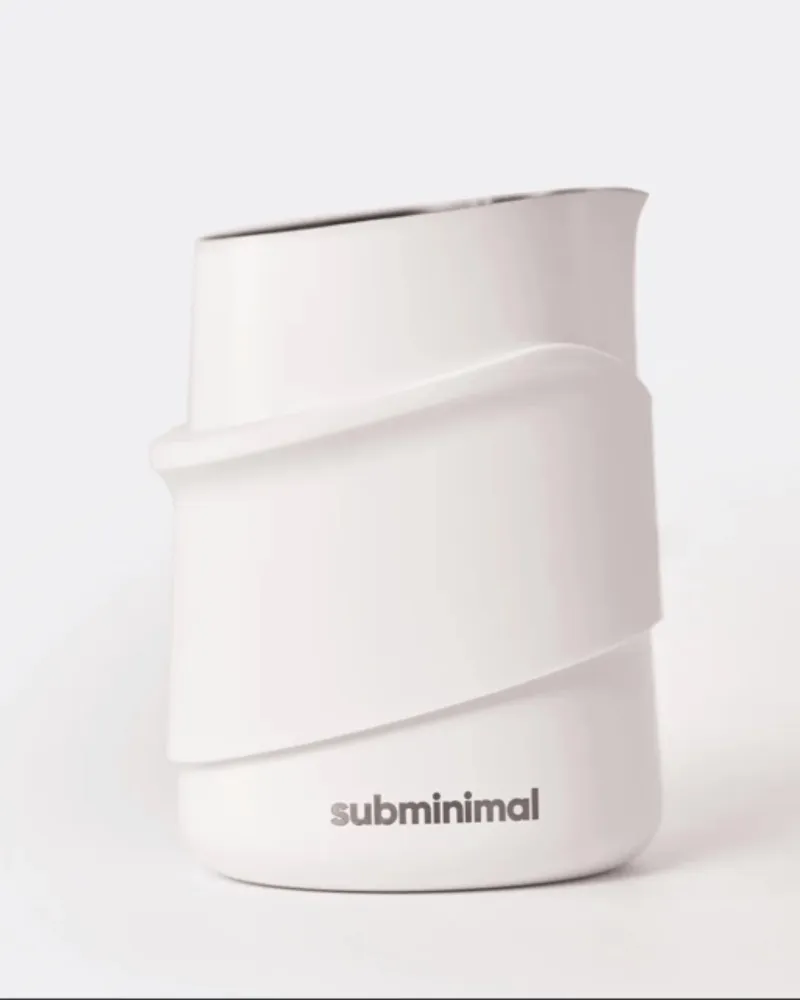 Ulcior de lapte Subminimal FlowTip fără mâner 450 ml - Alb