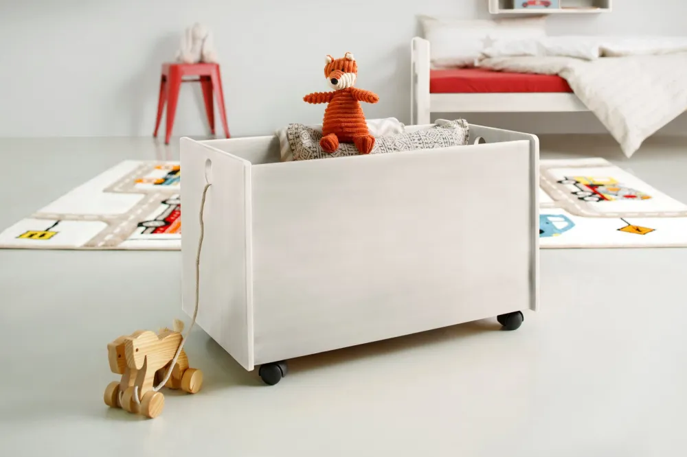 Cutie pentru jucarii Luttenhut din lemn de pin alb, 68x39 cm