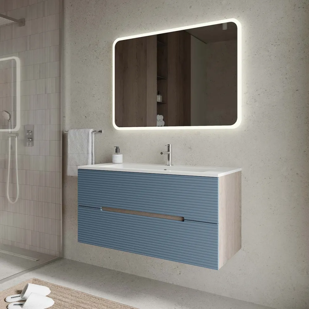 Set mobilier baie suspendat albastru mat cu imitatie lemn, lavoar alb și oglindă, 100 cm, cu riflaj Dogato SaviniDue Iris