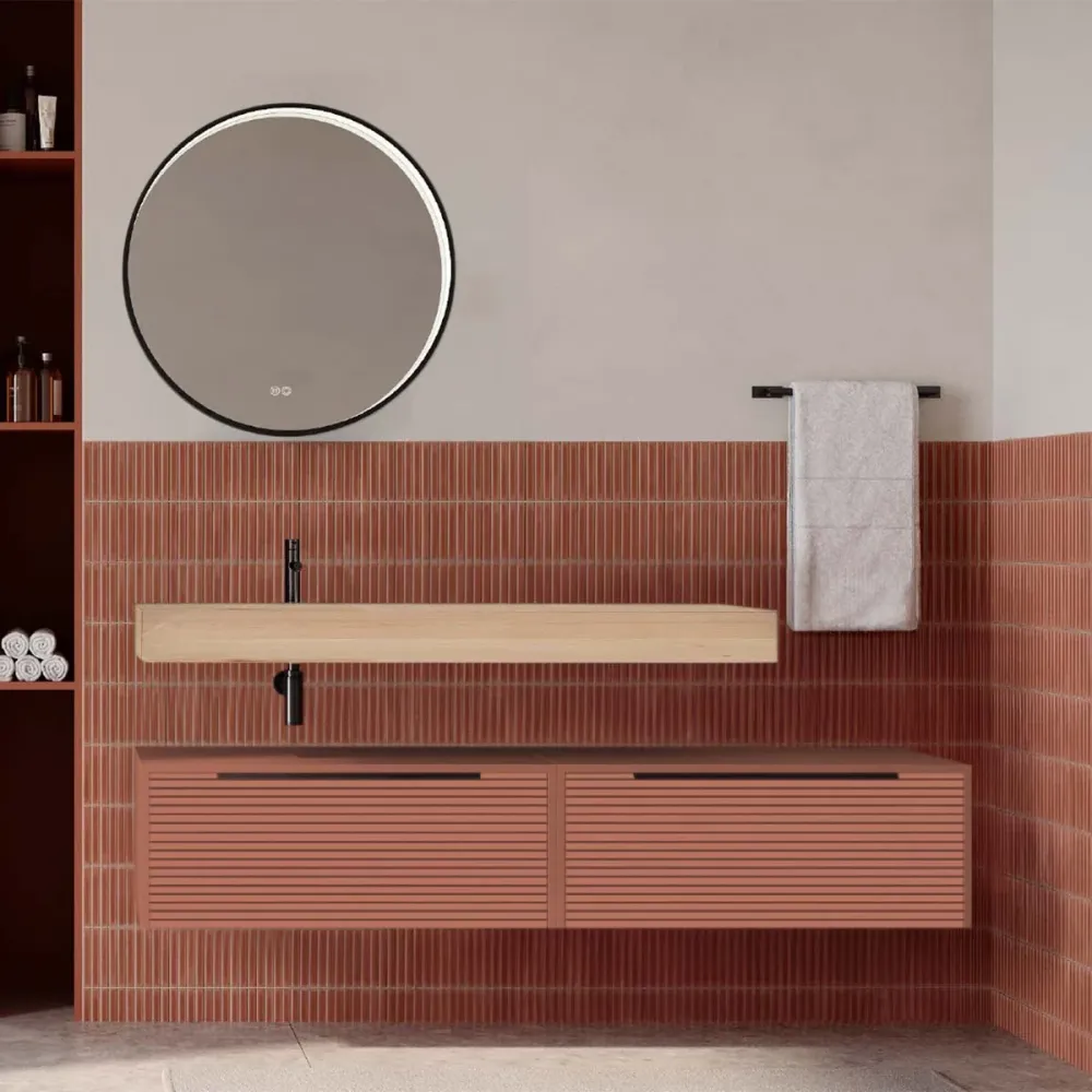 Set mobilier baie suspendat caramiziu mat cu lavoar imitație lemn și oglindă, cu riflaje Dogato, 160 cm, SaviniDue Iconica
