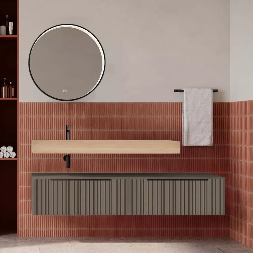 Set mobilier baie suspendat gri cenusiu mat cu lavoar imitație lemn și oglindă, cu riflaje Plissetatto, 160 cm, SaviniDue...