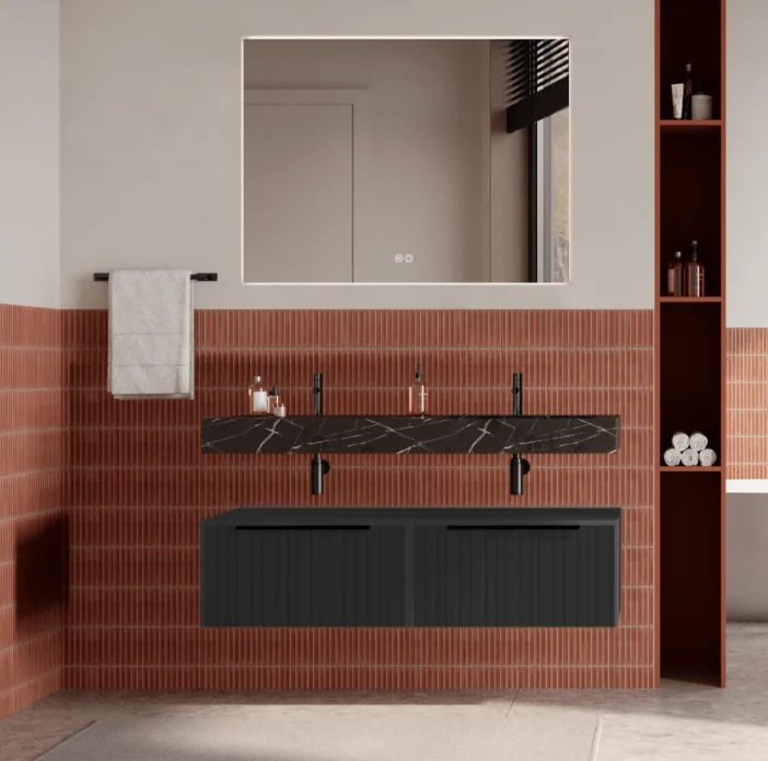 Set mobilier baie suspendat negru mat, riflaje Plissetatto, lavoar negru si oglinda, manere negre, 120 cm, SaviniDue Iconica