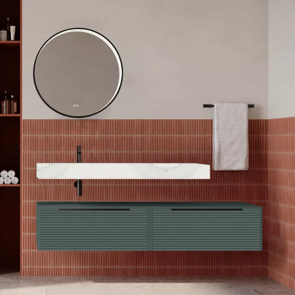 Set mobilier baie suspendat verde italia mat cu lavoar imitație marmura alba și oglindă, cu riflaje Dogato, 160 cm, Savini...