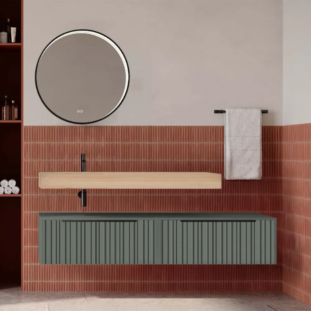 Set mobilier baie suspendat verde salvie mat cu lavoar imitație lemn și oglindă, cu riflaje Plissetatto, 160 cm, SaviniDue...