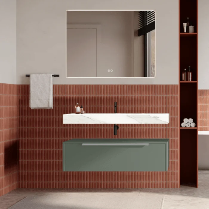 Set mobilier baie suspendat verde salvie, lavoar alb și oglinda, manere otel inoxidabil, 100 cm, SaviniDue Iconica
